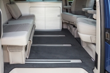 Veloursteppich für Fahrgastraum VW T6/T5 California ​Ocean, Coast, Comfortline, 3 Bodenschienen, Design 